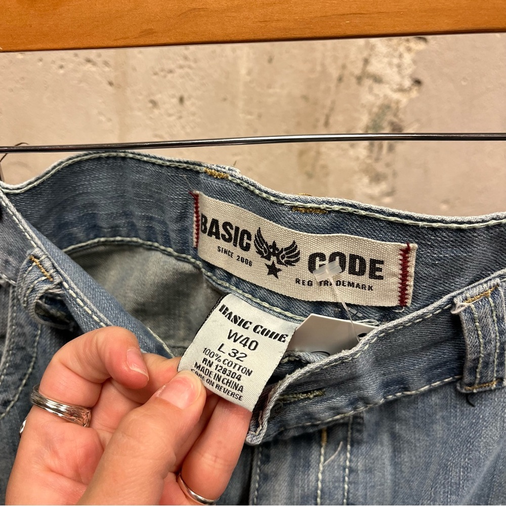 Basic Code Light Wash Embroidered Straight Leg Lo… - image 2